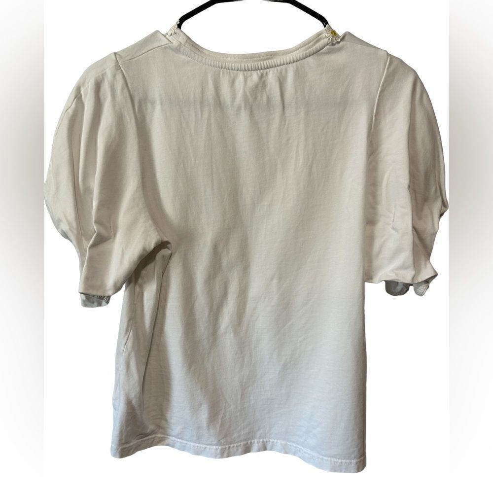 Revolve Anthropologie Caara Floral Flower Neckline Crewneck Puffsleeve T-Shirt - Picture 4 of 6